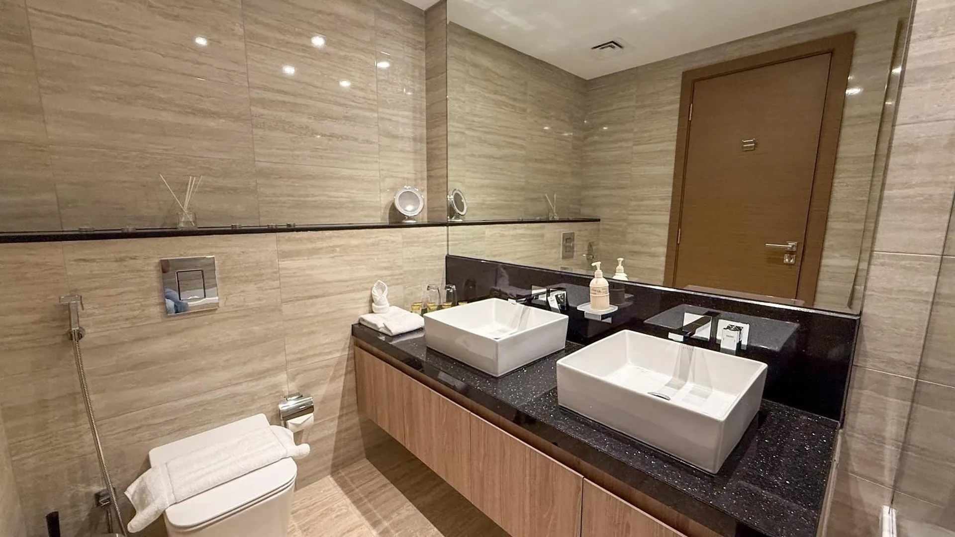 Fresh Luxury 2Br With Amazing View Apartment Dubai